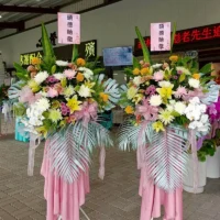 喪事花籃B_弘曜花藝版權所有.jpg