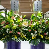 喪禮高架花籃H_榛馨花藝版權所有