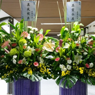 喪禮高架花籃H_榛馨花藝版權所有