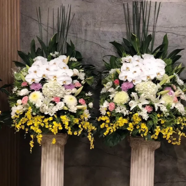 羅馬柱花籃E_弘曜花藝版權所有