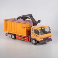 客製紙紮三菱FUSO抓斗式資源回收車-1