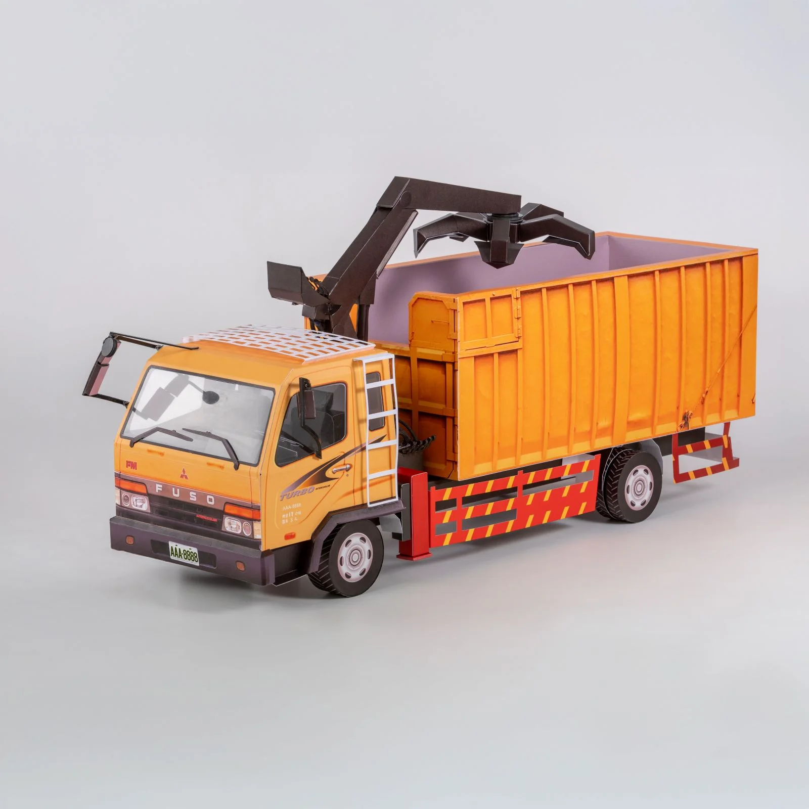 客製紙紮三菱FUSO抓斗式資源回收車-4